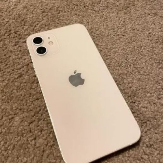 White Iphone 12 64GB Unlocked