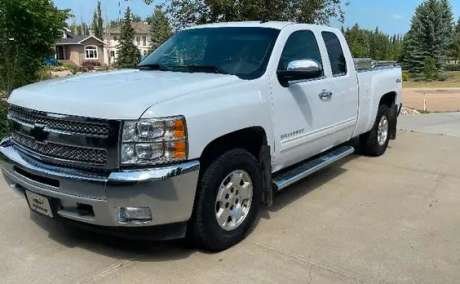 Chevrolet Silverado 4WD Extended Cab 5.3 L