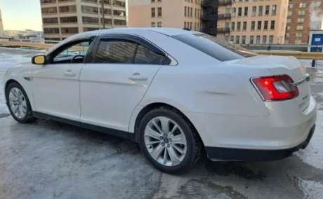 2012 Ford Taurus Limited AWD Sedan